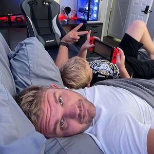 Meet your Posher, Corey